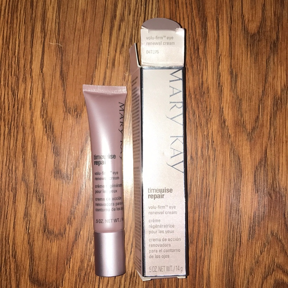 Mary Kay: Volu-firm: Eye Renewal Cream